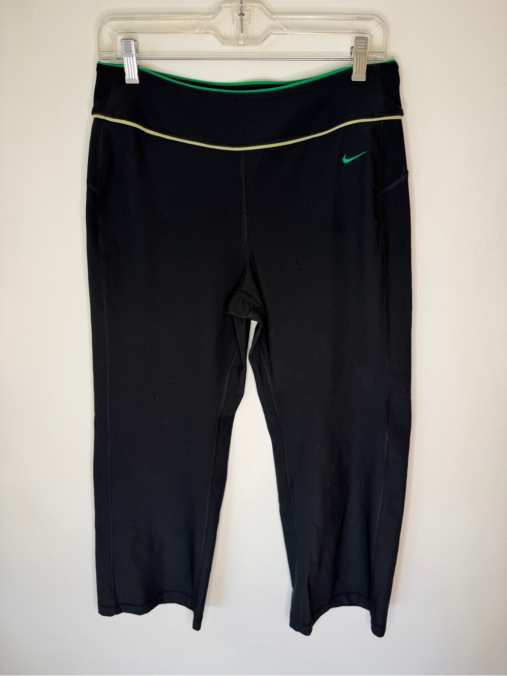 Nike FitDry Black Leggings with green Swoosh logo size medium straight leg